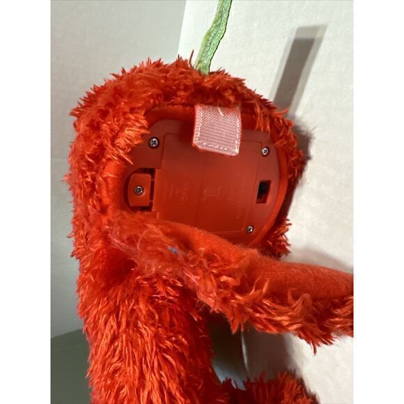 Sesame Street Gund Nursery Rhyme Talking Elmo Reads 5 Classic Stories 2017 15" - Picture 4 of 7